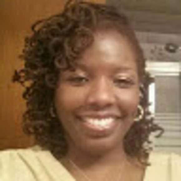 Meet your Posher, Tracy - Picture 1 of 1